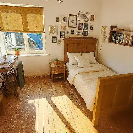 Apartman Avar Ja Mugav Korter Kesklinna Laehedal