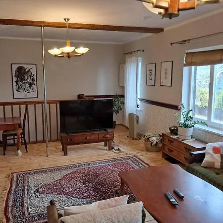 شقة Avar Ja Mugav Korter Kesklinna Laehedal