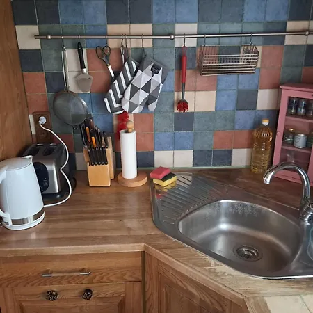 Avar Ja Mugav Korter Kesklinna Laehedal شقة