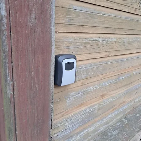 Avar Ja Mugav Korter Kesklinna Laehedal