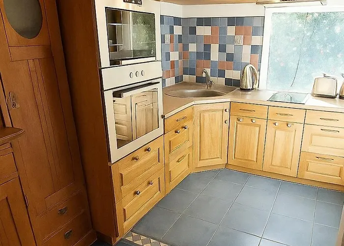 Avar Ja Mugav Korter Kesklinna Laehedal Apartment Tartu