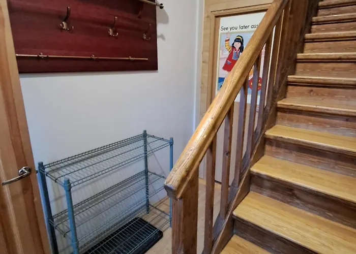 Avar Ja Mugav Korter Kesklinna Laehedal * Tartu